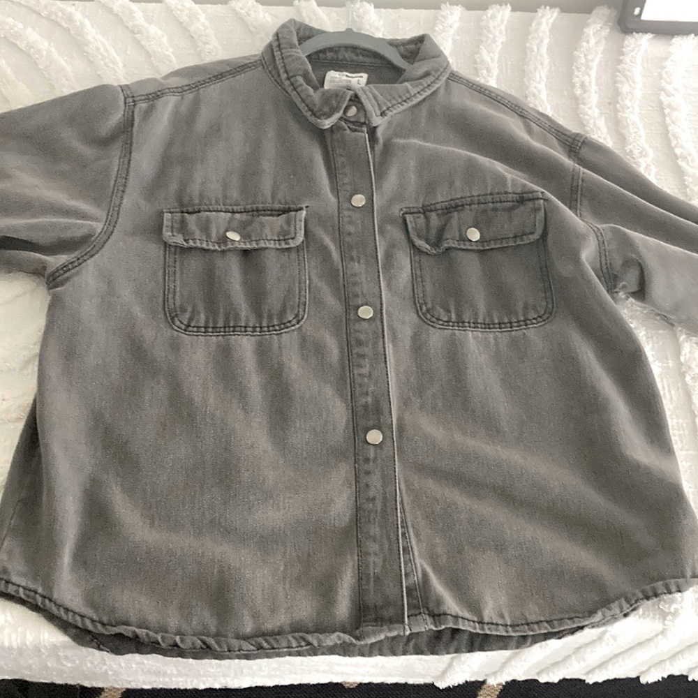 Gray Jacket has been used a few times and the size is large